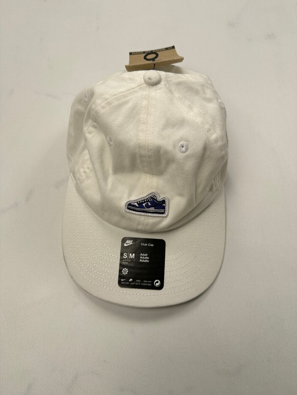 Nike Club Cap Trucker Hat White 2010s Adjustable - Adult S/M